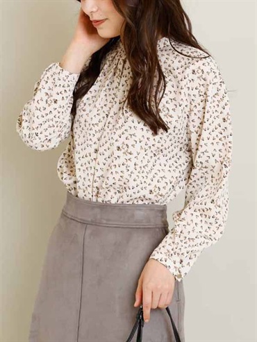 小立領愛心圖騰襯衫(米白色(80)/38)