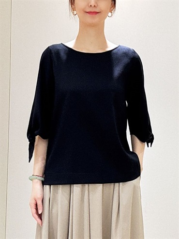 袖綁帶造型上衣