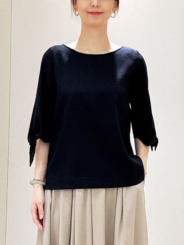 袖綁帶造型上衣