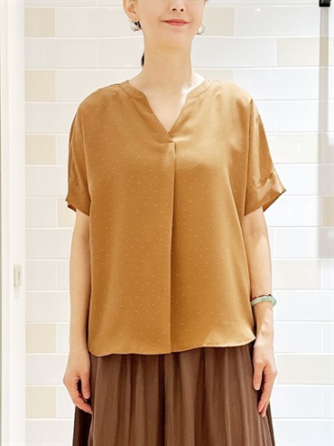 簡約大方V字領衫(駝色(83)/38)