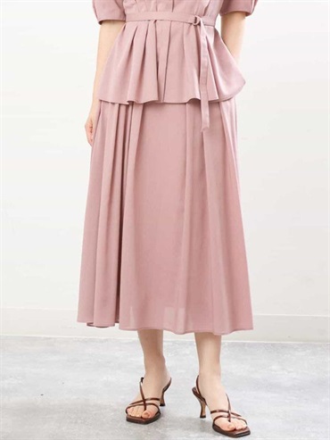 附腰帶打褶裙