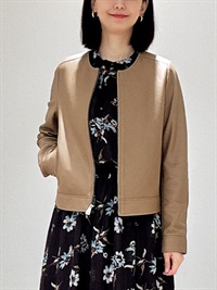 真皮圓領拉鍊短外套