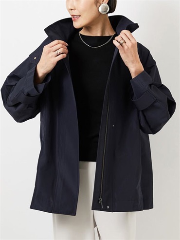 中長版立領輕量外套[防潑水]