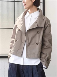 立領短版布勞森