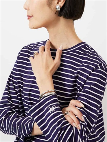 後襬傘狀設計條紋上衣