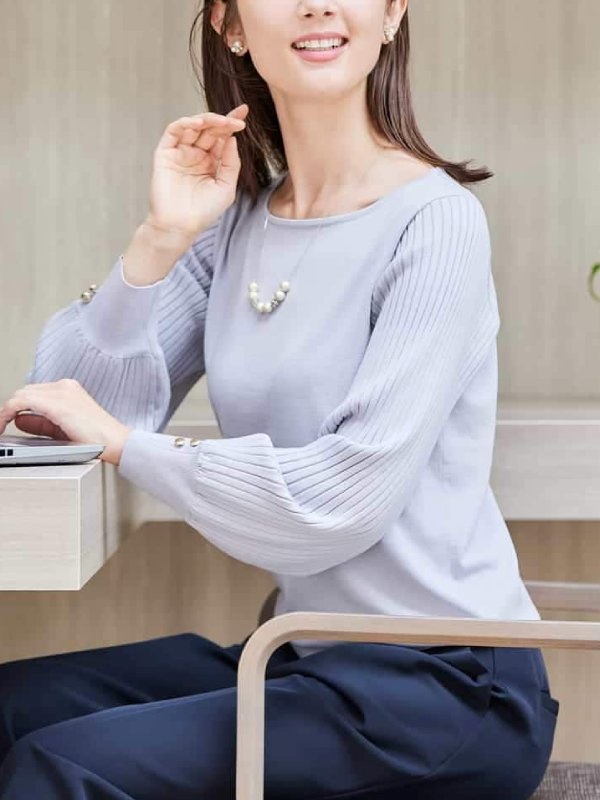 百褶袖針織上衣