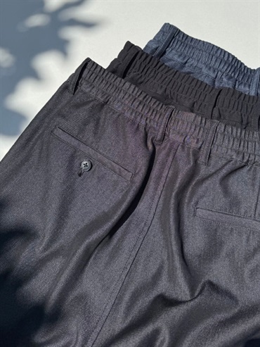 牛仔風彈性半寬鬆九分褲(深灰色(93)/46)