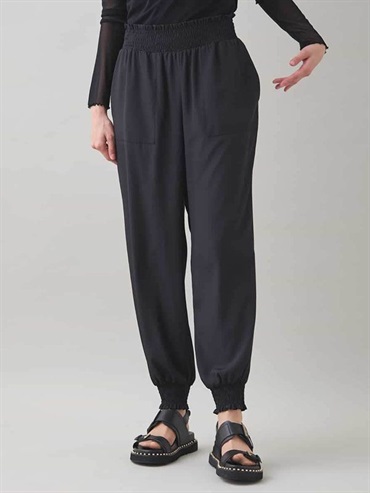 復古緞面皺褶褲