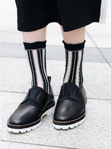 中央鬆緊牛皮套腳鞋[日本製]