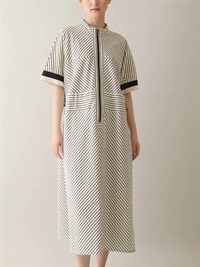 抽繩腰條紋洋裝