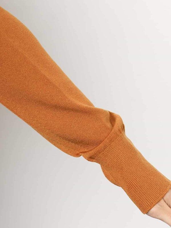 __08