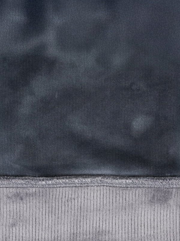 __02